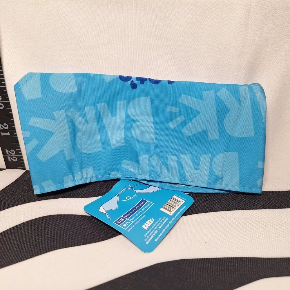 NWT Bark Let's Sniff Butts Bandana S-M